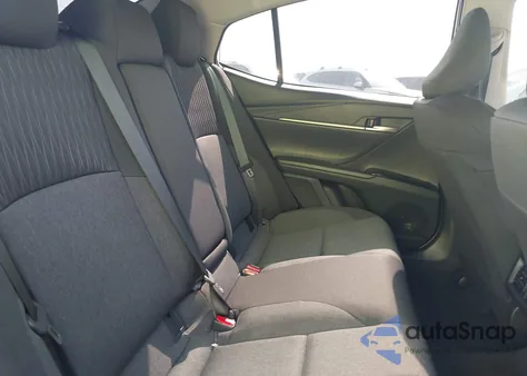 2025 Toyota Camry Le z USA, uszkodzony, nr VIN 4T1DAACK6SU174390